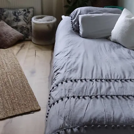 Einzelzimmer Inkl Netflix- Late Check In Moeglich Homestay Bielefeld