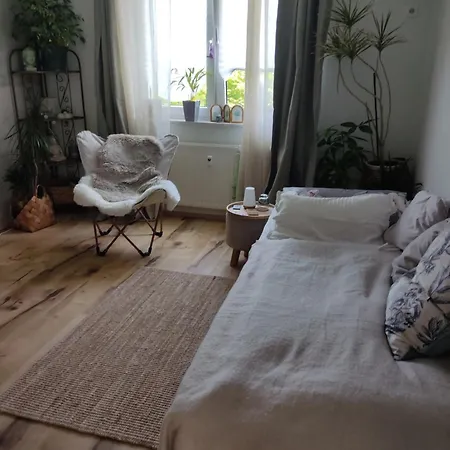 Einzelzimmer Neu, Von Privatperson , Inkl Netflix ホームステイ