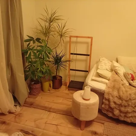 Einzelzimmer Neu, Von Privatperson , Inkl Netflix Privatunterkunft