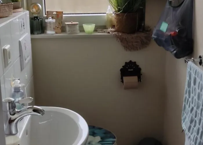 Privat bolig Einzelzimmer Neu, Von Privatperson , Inkl Netflix *