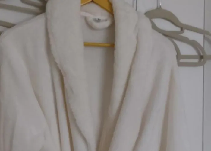 Einzelzimmer Neu, Von Privatperson , Inkl Netflix *